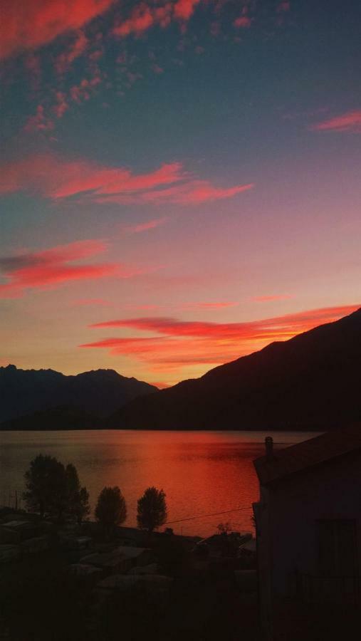 Venanzio! Apartment Pianello Del Lario Bagian luar foto